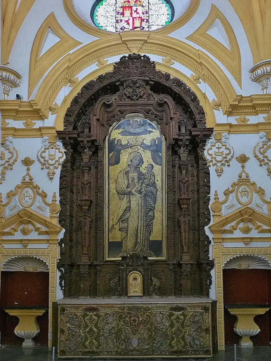 The Virgin of La Antigua in Seville Cathedral: A Treasure of Faith and Art — photo 2